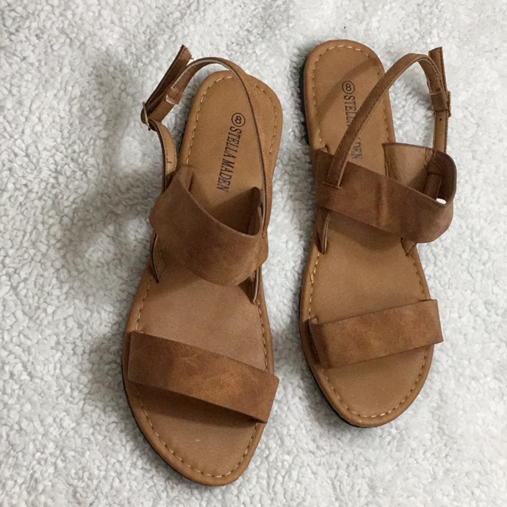 Sandals - Picture 2 of 4